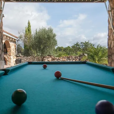 Jabali Country house